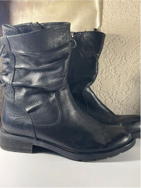 Women's Söfft Black Leather Ankle Boots